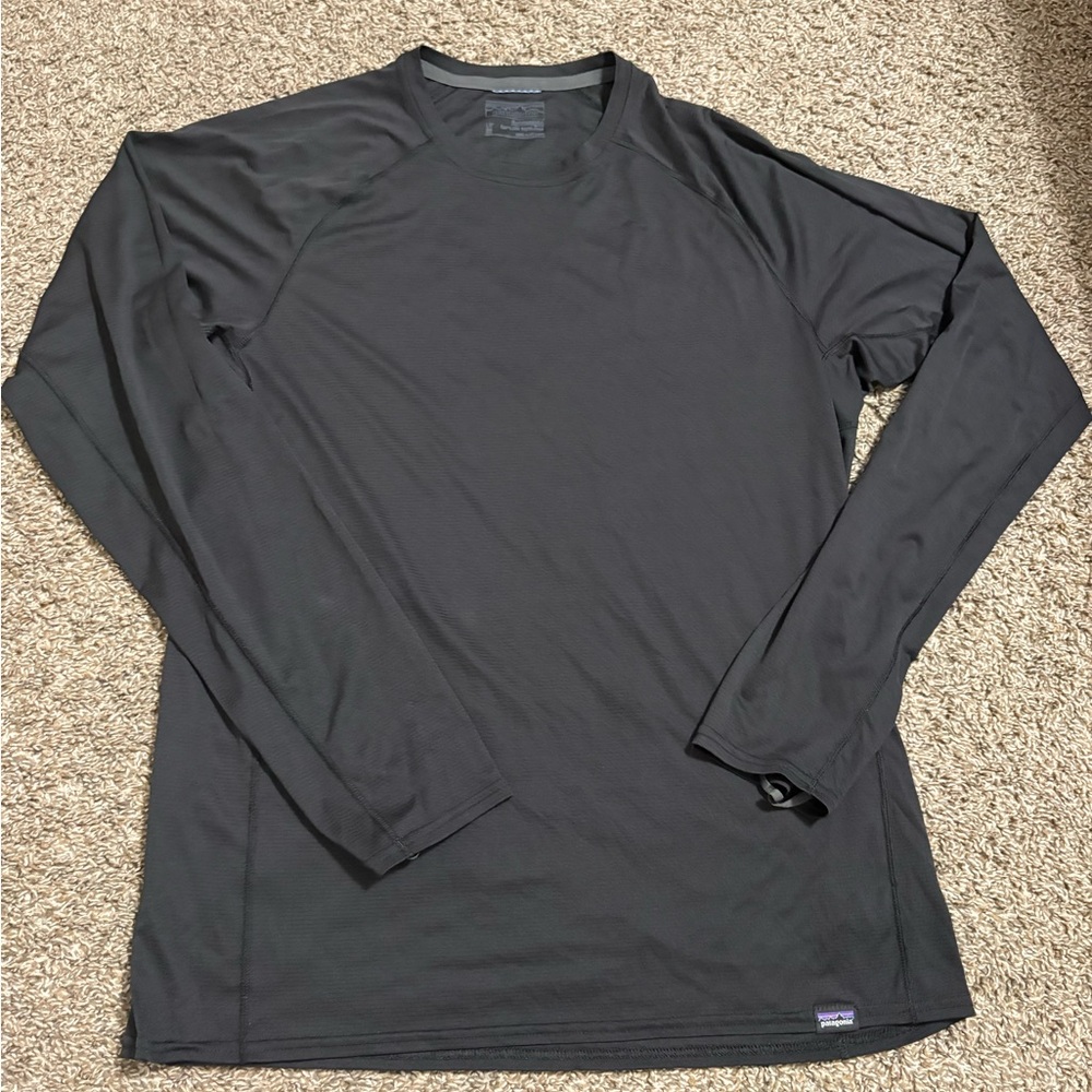 Patagonia Capilene Base Layer light Long-Sleeve Crew Shirt in Black